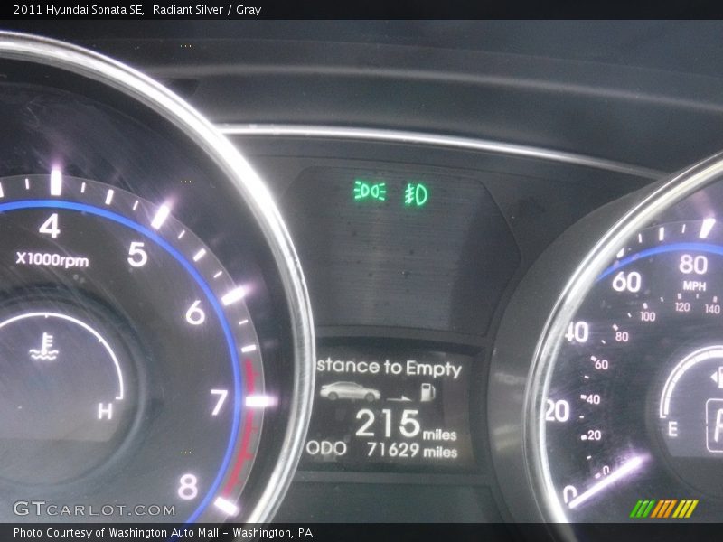 Radiant Silver / Gray 2011 Hyundai Sonata SE