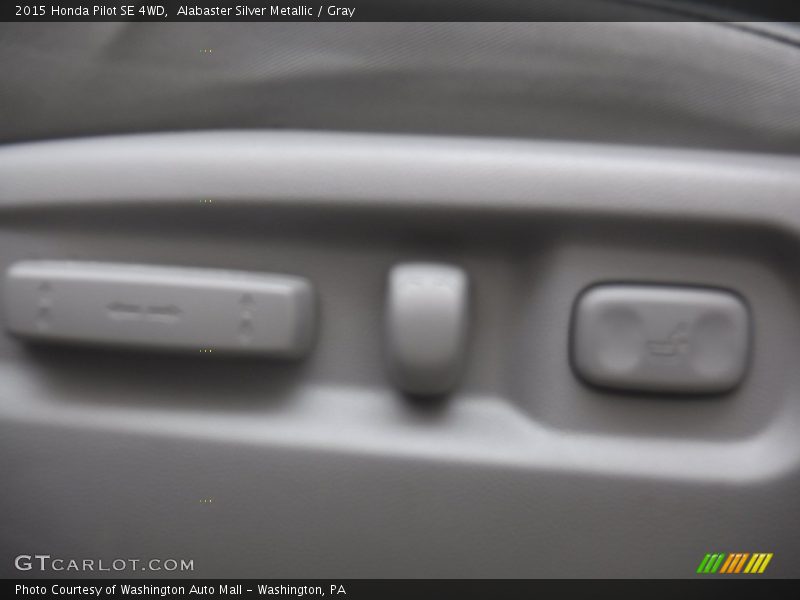 Alabaster Silver Metallic / Gray 2015 Honda Pilot SE 4WD