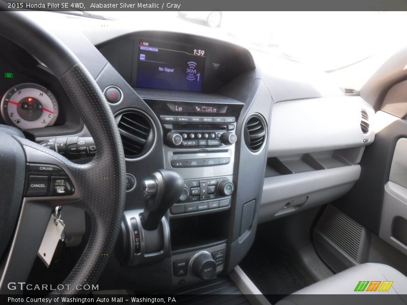Alabaster Silver Metallic / Gray 2015 Honda Pilot SE 4WD