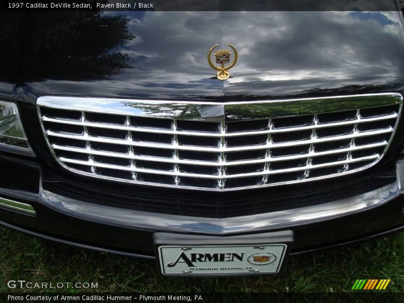 Raven Black / Black 1997 Cadillac DeVille Sedan