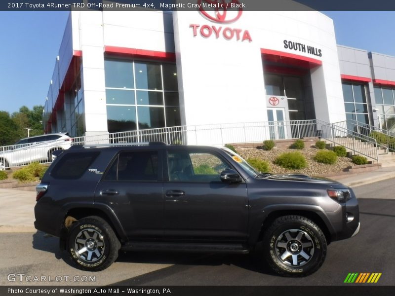 Magnetic Gray Metallic / Black 2017 Toyota 4Runner TRD Off-Road Premium 4x4