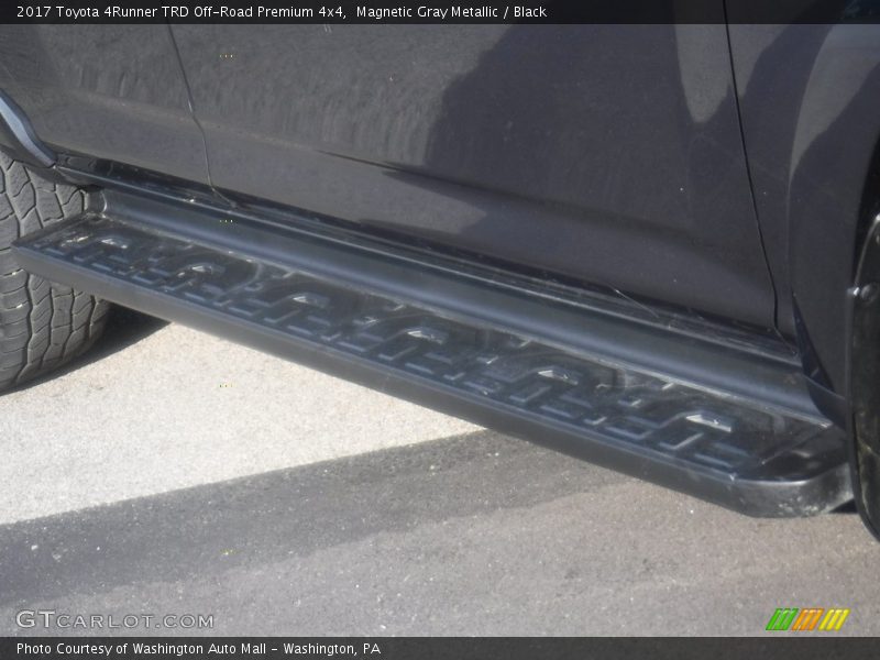 Magnetic Gray Metallic / Black 2017 Toyota 4Runner TRD Off-Road Premium 4x4