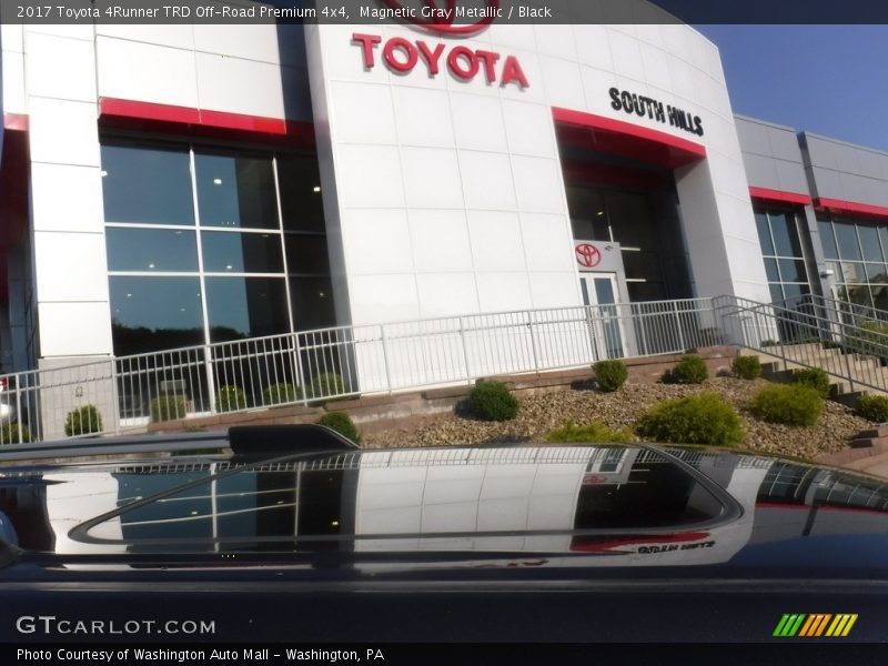 Magnetic Gray Metallic / Black 2017 Toyota 4Runner TRD Off-Road Premium 4x4