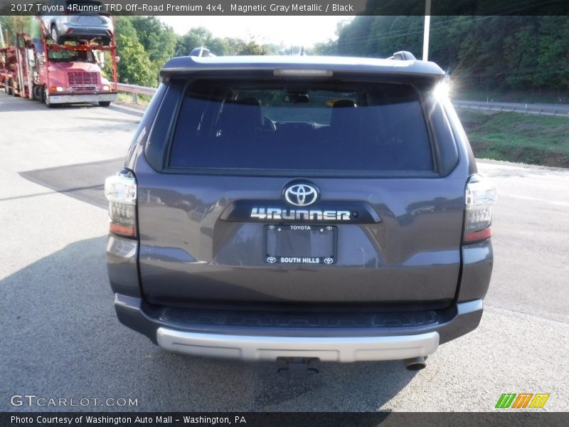 Magnetic Gray Metallic / Black 2017 Toyota 4Runner TRD Off-Road Premium 4x4