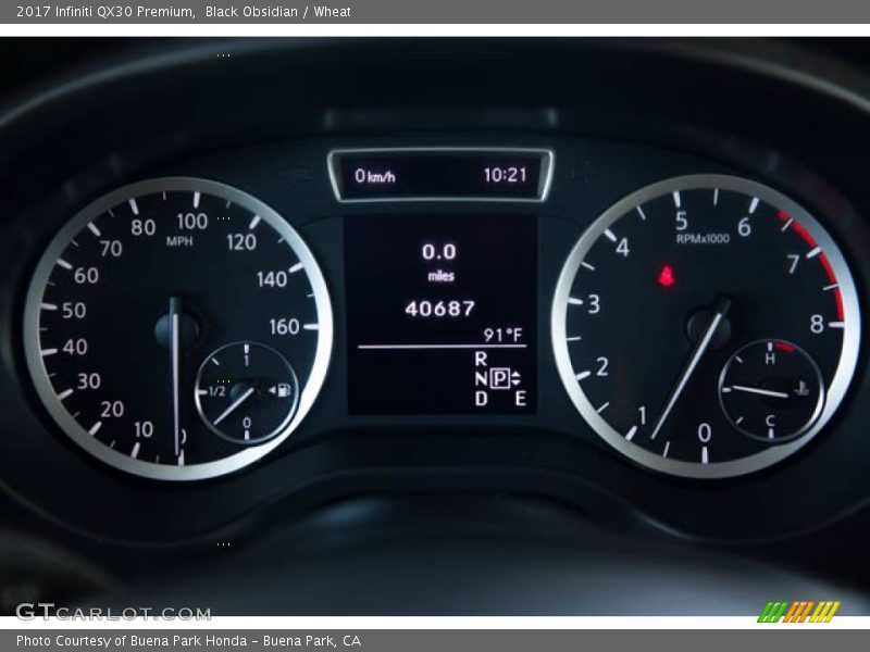  2017 QX30 Premium Premium Gauges