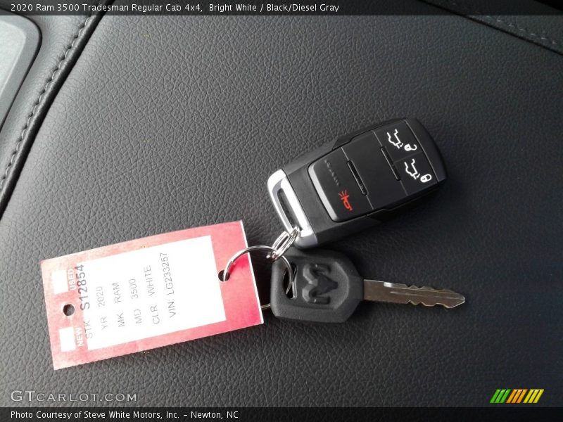 Bright White / Black/Diesel Gray 2020 Ram 3500 Tradesman Regular Cab 4x4