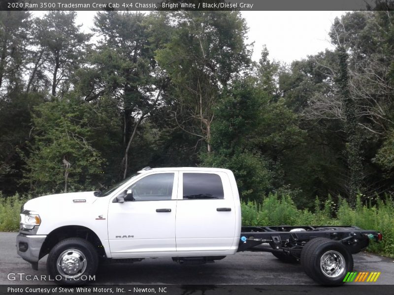  2020 3500 Tradesman Crew Cab 4x4 Chassis Bright White