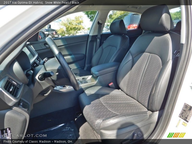 Front Seat of 2017 Optima EX Hybrid