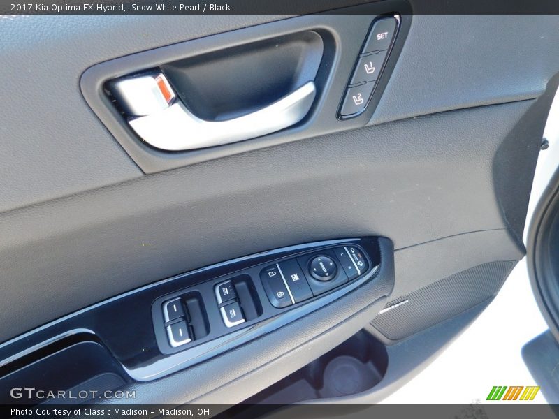 Door Panel of 2017 Optima EX Hybrid