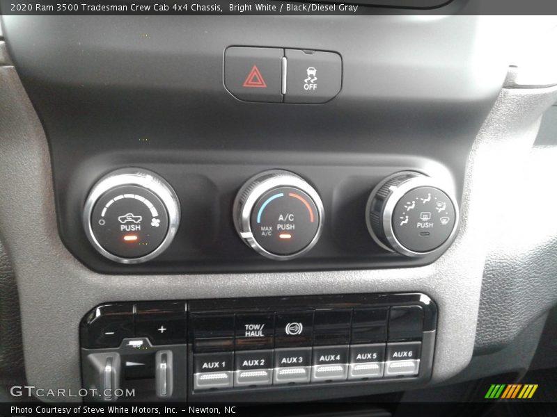 Bright White / Black/Diesel Gray 2020 Ram 3500 Tradesman Crew Cab 4x4 Chassis