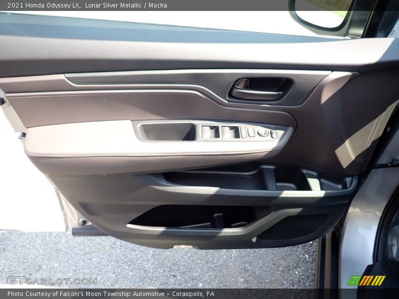 Lunar Silver Metallic / Mocha 2021 Honda Odyssey LX