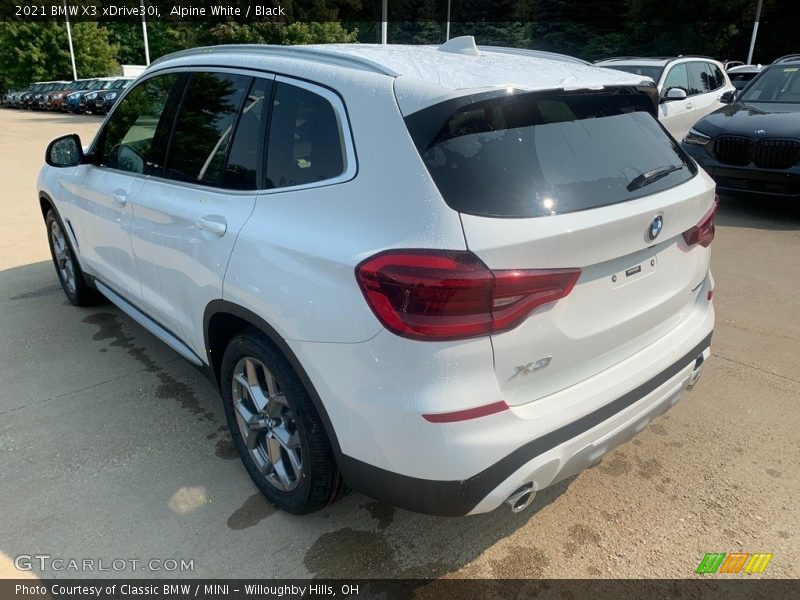 Alpine White / Black 2021 BMW X3 xDrive30i