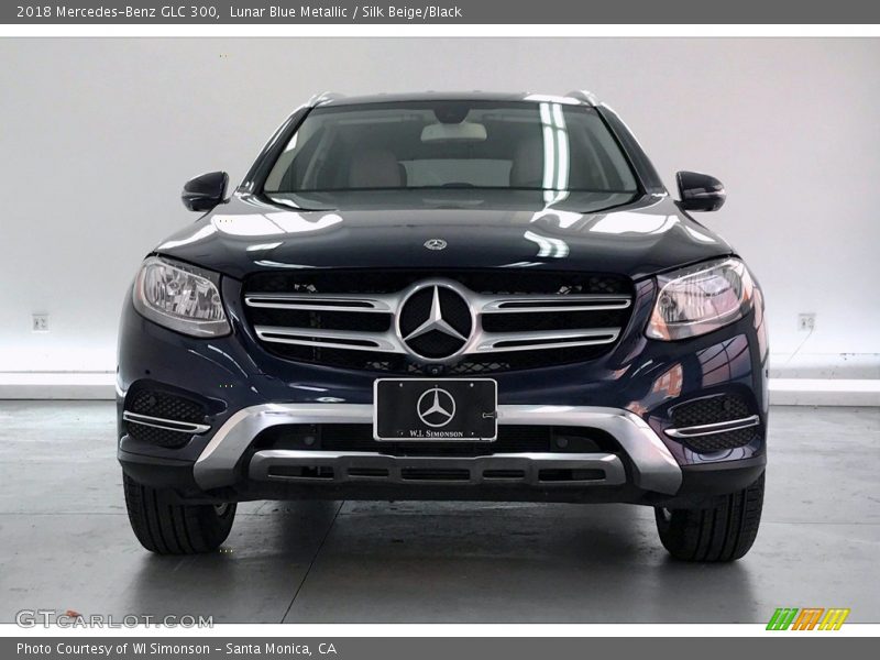 Lunar Blue Metallic / Silk Beige/Black 2018 Mercedes-Benz GLC 300