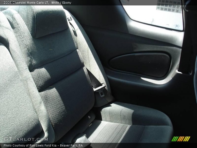White / Ebony 2006 Chevrolet Monte Carlo LT