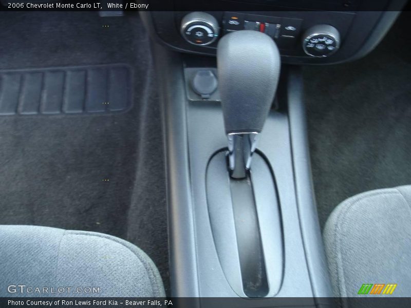 White / Ebony 2006 Chevrolet Monte Carlo LT