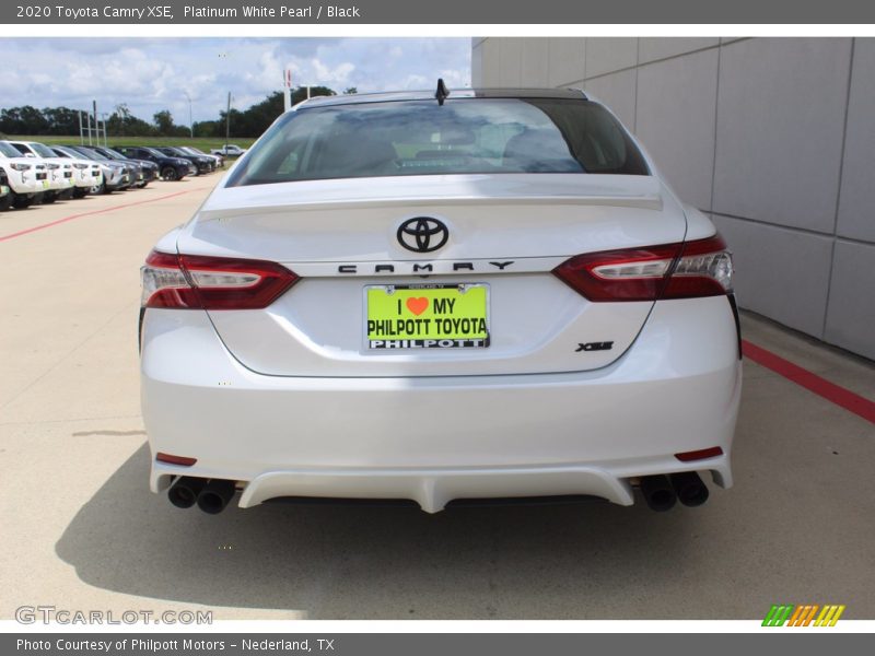 Platinum White Pearl / Black 2020 Toyota Camry XSE