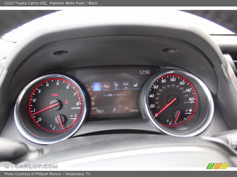Platinum White Pearl / Black 2020 Toyota Camry XSE