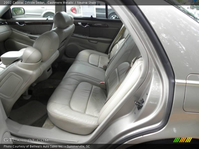 Cashmere Metallic / Neutral Shale 2002 Cadillac DeVille Sedan
