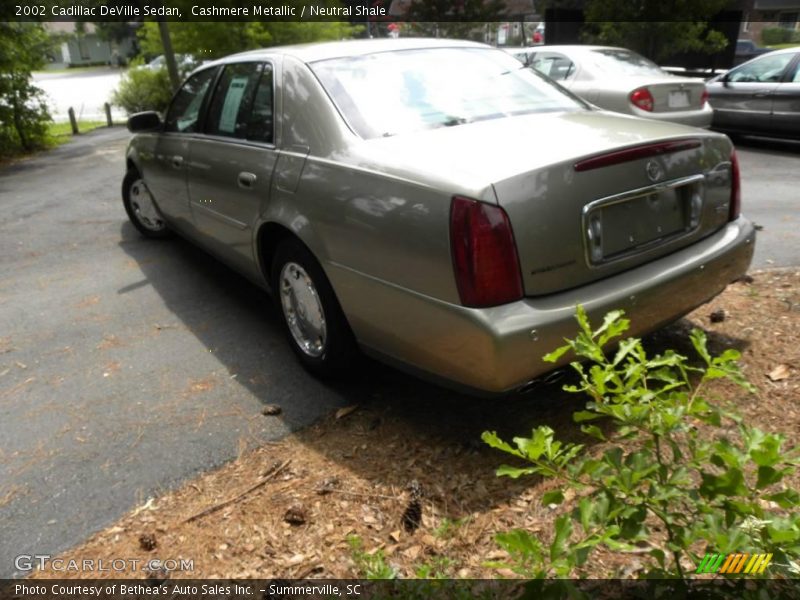 Cashmere Metallic / Neutral Shale 2002 Cadillac DeVille Sedan