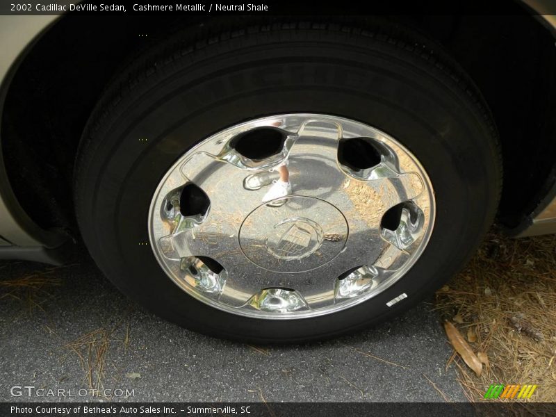Cashmere Metallic / Neutral Shale 2002 Cadillac DeVille Sedan