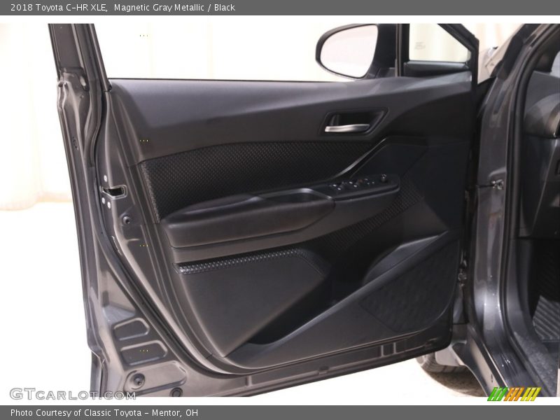 Magnetic Gray Metallic / Black 2018 Toyota C-HR XLE