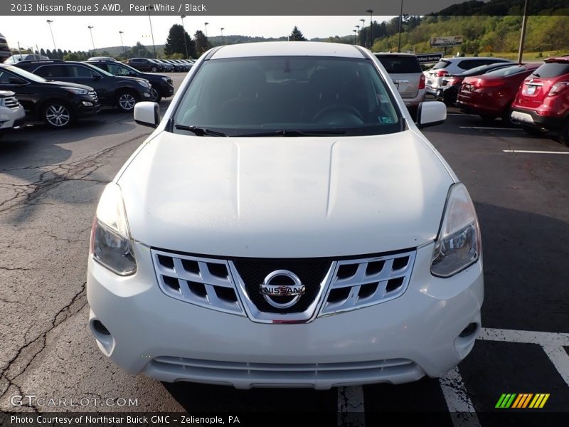Pearl White / Black 2013 Nissan Rogue S AWD