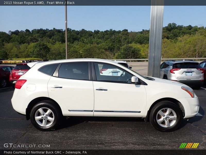 Pearl White / Black 2013 Nissan Rogue S AWD