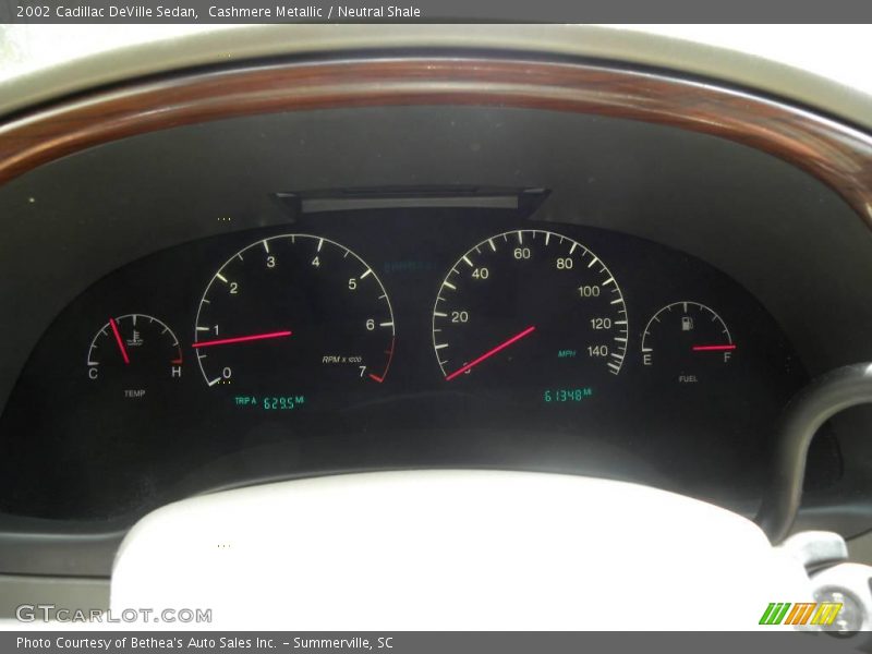 Cashmere Metallic / Neutral Shale 2002 Cadillac DeVille Sedan
