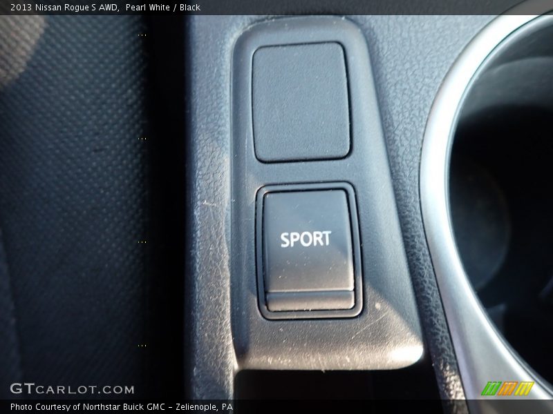 Pearl White / Black 2013 Nissan Rogue S AWD