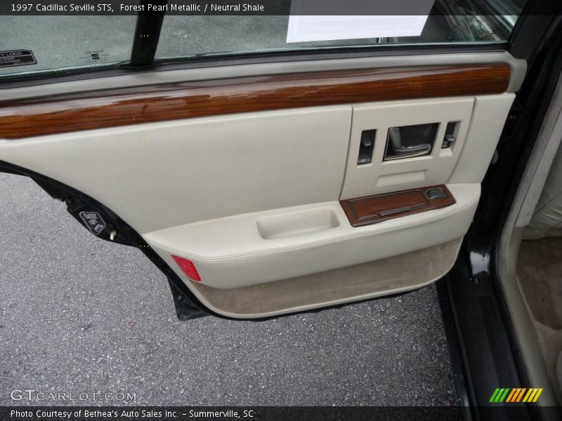 Forest Pearl Metallic / Neutral Shale 1997 Cadillac Seville STS
