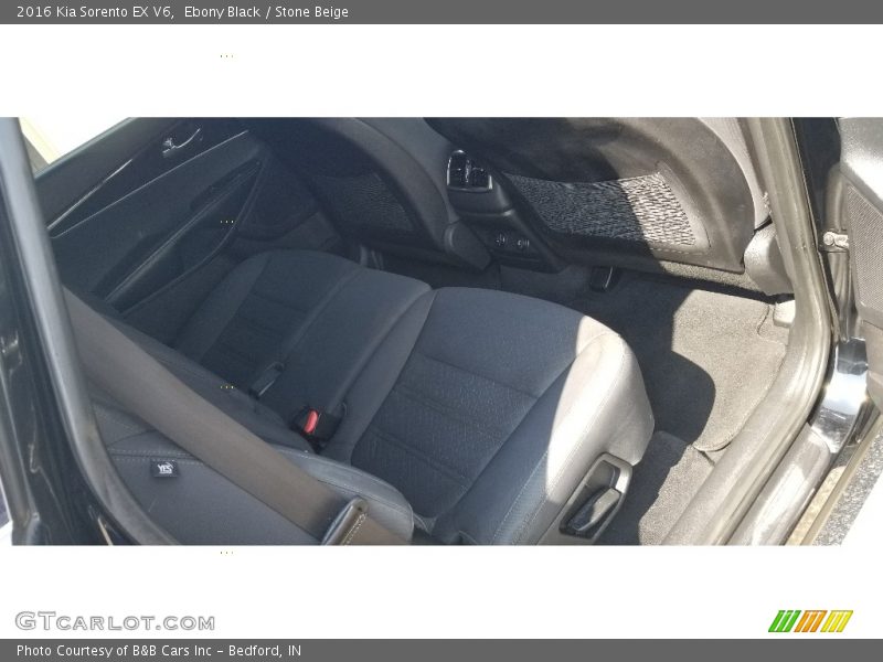 Ebony Black / Stone Beige 2016 Kia Sorento EX V6