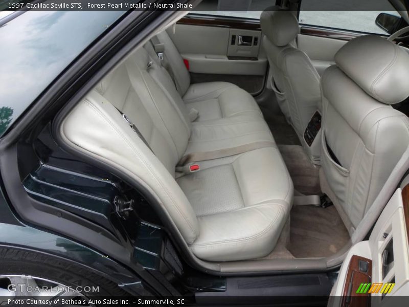 Forest Pearl Metallic / Neutral Shale 1997 Cadillac Seville STS