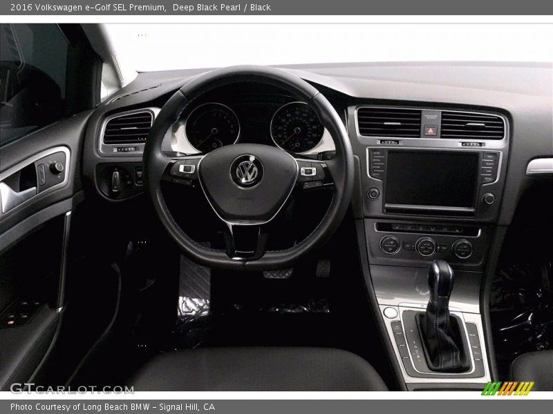 Dashboard of 2016 e-Golf SEL Premium