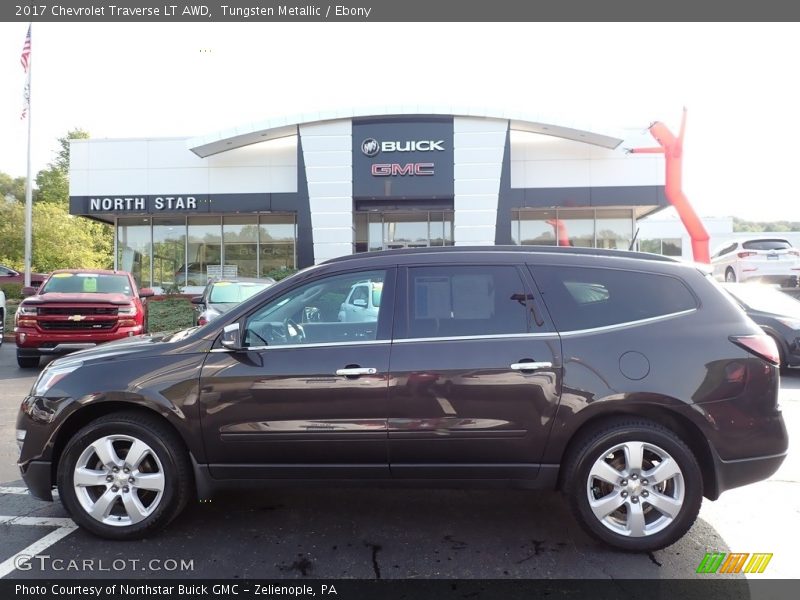 Tungsten Metallic / Ebony 2017 Chevrolet Traverse LT AWD