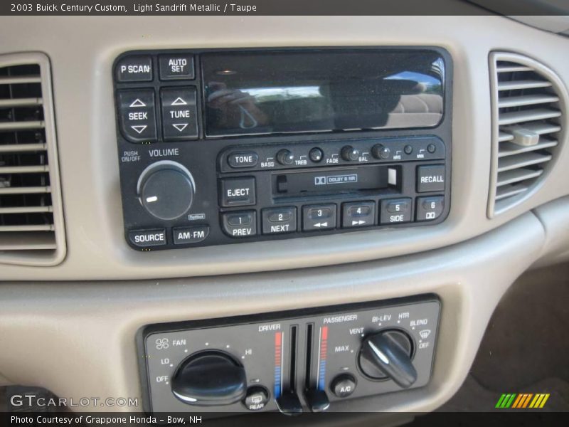 Light Sandrift Metallic / Taupe 2003 Buick Century Custom