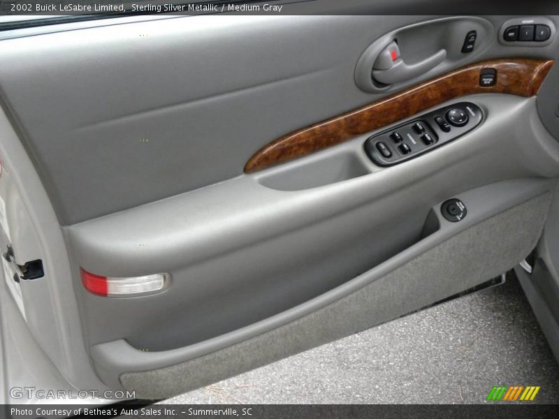 Sterling Silver Metallic / Medium Gray 2002 Buick LeSabre Limited
