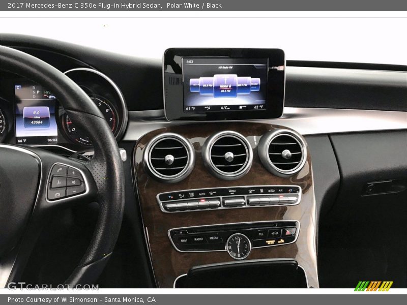 Polar White / Black 2017 Mercedes-Benz C 350e Plug-in Hybrid Sedan