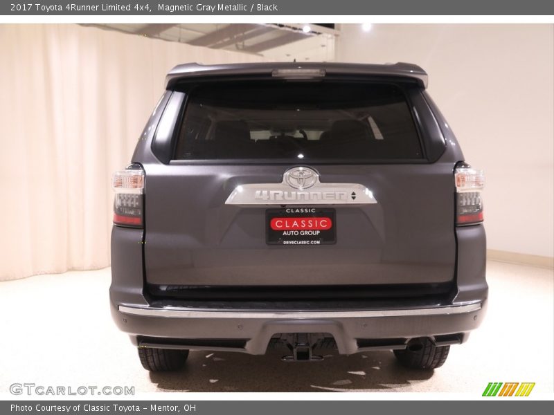 Magnetic Gray Metallic / Black 2017 Toyota 4Runner Limited 4x4