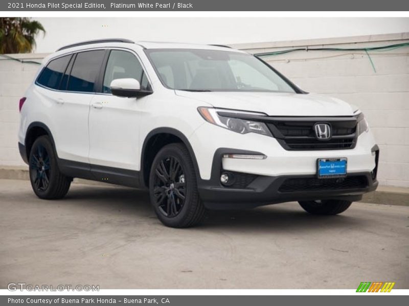 Platinum White Pearl / Black 2021 Honda Pilot Special Edition