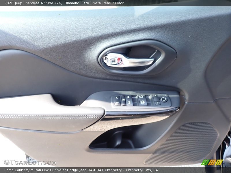 Diamond Black Crystal Pearl / Black 2020 Jeep Cherokee Altitude 4x4