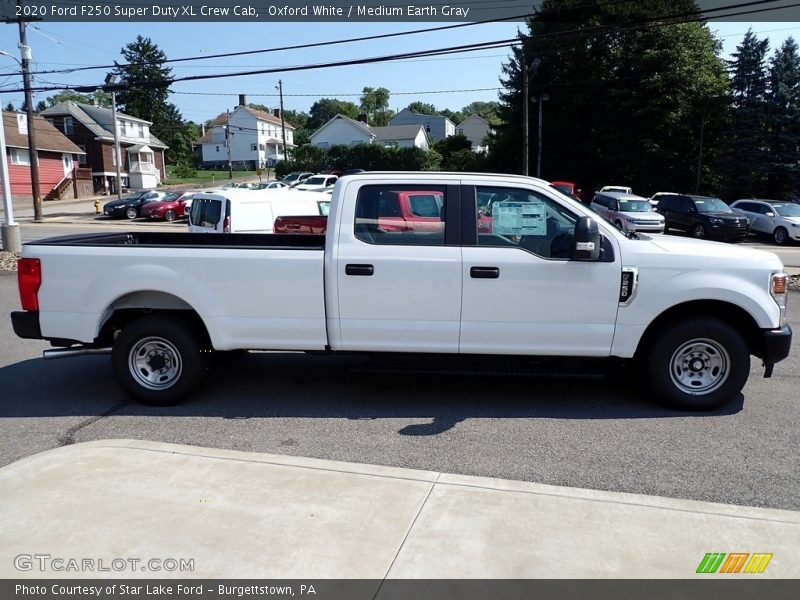 Oxford White / Medium Earth Gray 2020 Ford F250 Super Duty XL Crew Cab