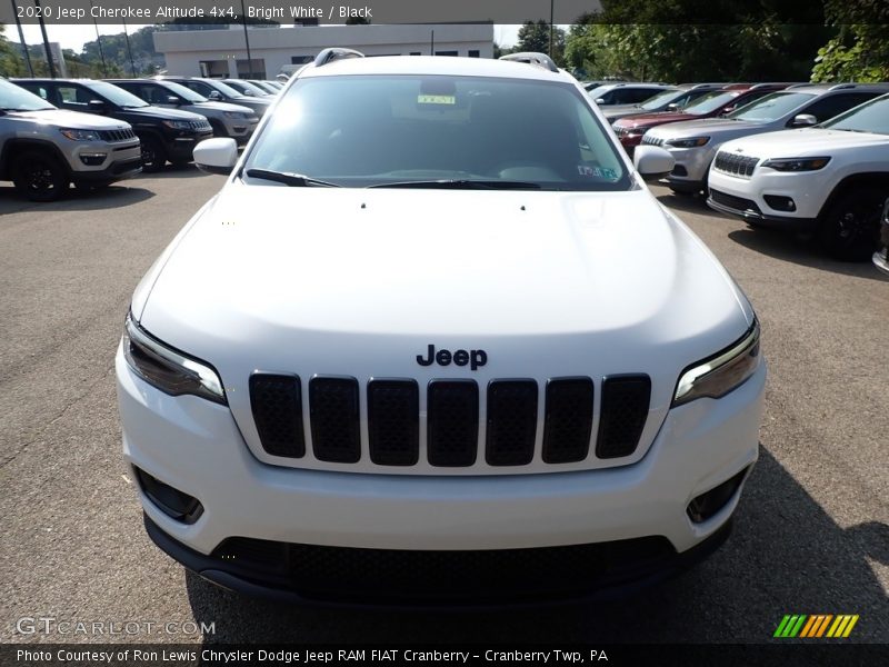 Bright White / Black 2020 Jeep Cherokee Altitude 4x4