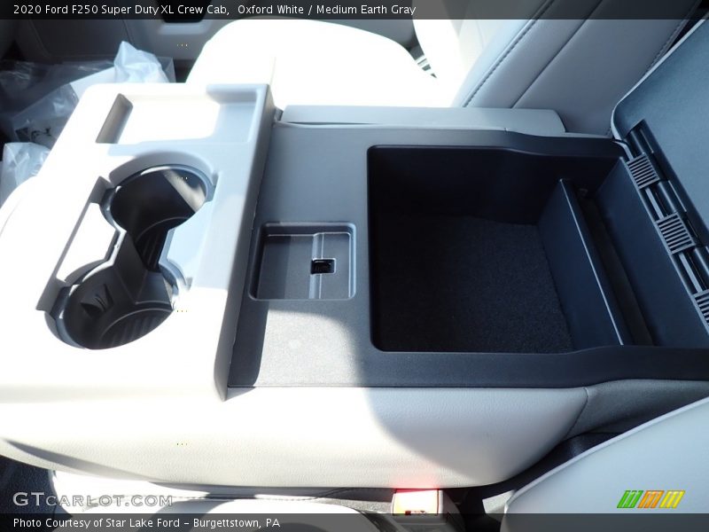 Oxford White / Medium Earth Gray 2020 Ford F250 Super Duty XL Crew Cab