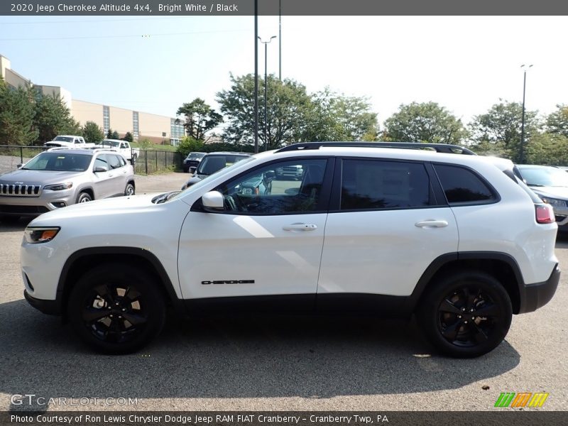 Bright White / Black 2020 Jeep Cherokee Altitude 4x4