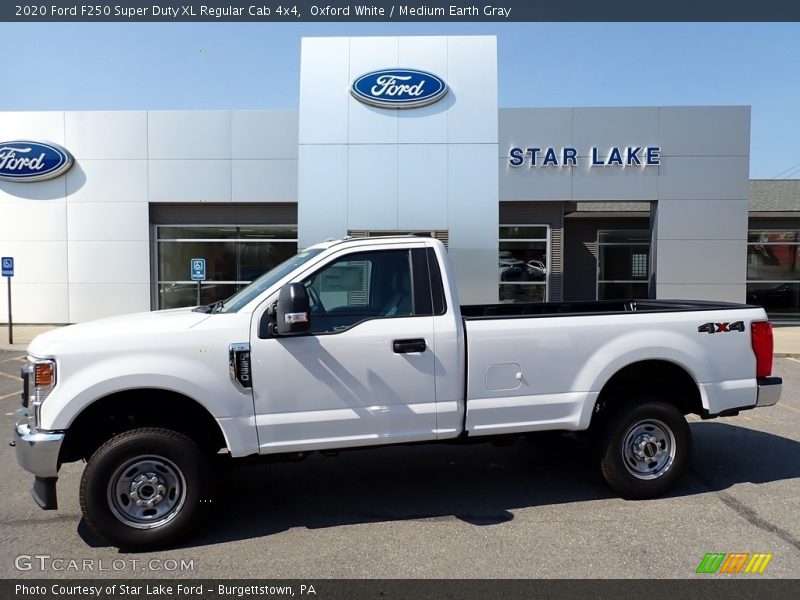 Oxford White / Medium Earth Gray 2020 Ford F250 Super Duty XL Regular Cab 4x4