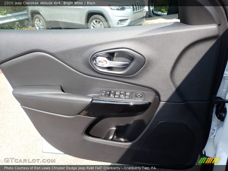 Bright White / Black 2020 Jeep Cherokee Altitude 4x4