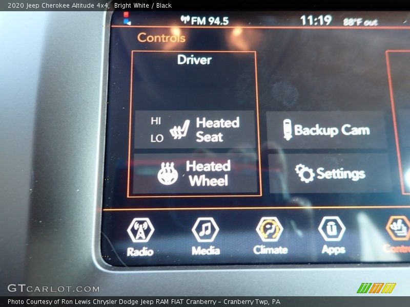 Bright White / Black 2020 Jeep Cherokee Altitude 4x4
