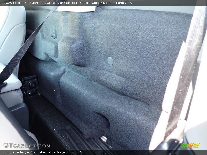 Oxford White / Medium Earth Gray 2020 Ford F250 Super Duty XL Regular Cab 4x4