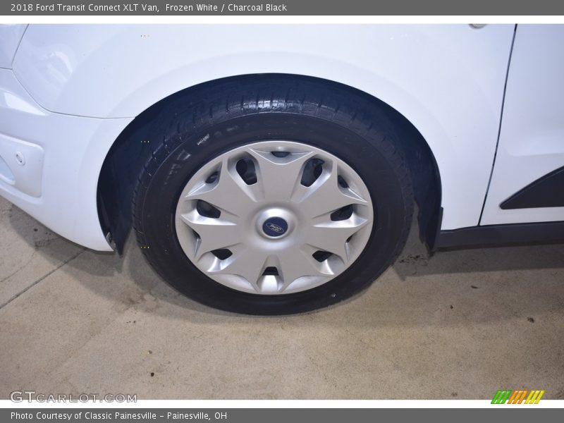 Frozen White / Charcoal Black 2018 Ford Transit Connect XLT Van