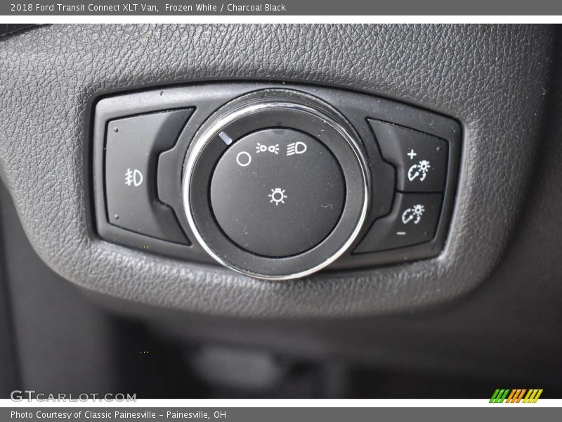 Frozen White / Charcoal Black 2018 Ford Transit Connect XLT Van